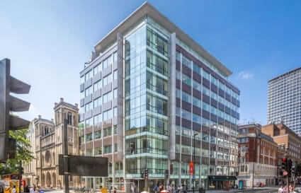 35 Person Managed Office in London | 2,023 Sq. Ft.