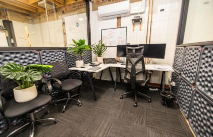 9 Person Serviced Office 