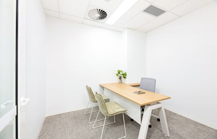 101sqm Newly Fitted Suite w/ 10 Workstations, Boardroom, Meeting Room, Reception & Kitchen/Breakout