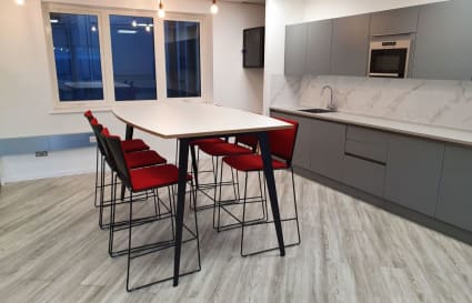Kitchen & Large Breakout Area