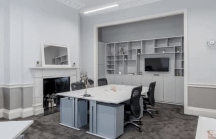 15 Person Private Office in London with Meeting Room | 1,000 Sq. Ft.
