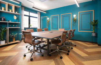 28 Person Private Office in London