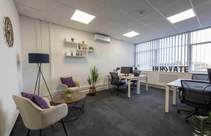 11 Person External Private Office in London | 450 sq ft