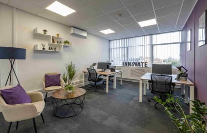 11 Person External Private Office in London | 450 sq ft