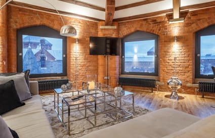 Private Office for up to 12 People
