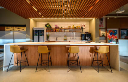 Private Office for 12 Person | 666 Sq. Ft.