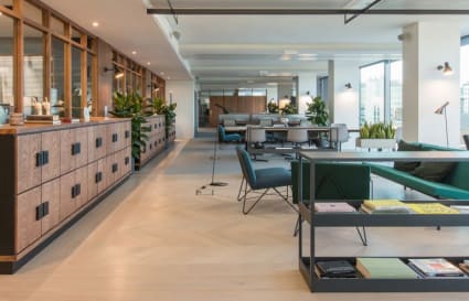12 Person External Private Office in London with Floor to Ceiling Windows | 604 sq ft