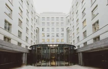 19 Person External Private Office Available | 640 Sq. Ft.