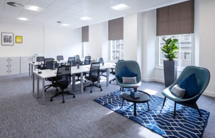 15 Person External Private Office in Glasgow | 600 Sq. Ft.