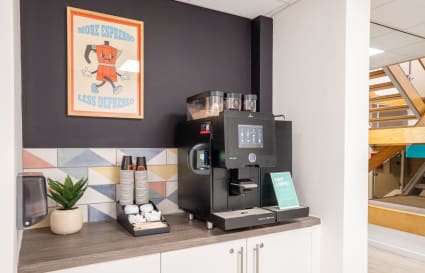 5 Person External Private Office | 200 Sq. Ft.