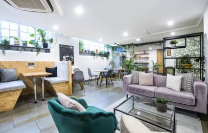 Private Office for up to 10 People | 334 Sq. Ft.