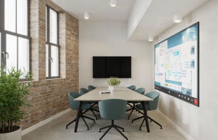 Managed Office for up to 16 People with Meeting Room | 958 Sq. Ft.