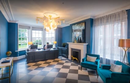 Private Office for up to 16 People | 850 Sq. Ft.