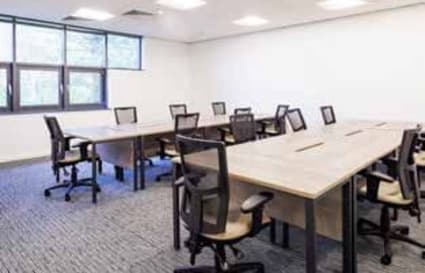 Private Office for up to 18 People