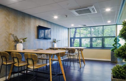 119 Person Private Office in Fareham