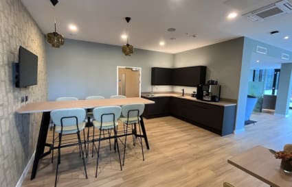 12 Person Private Office in Havant