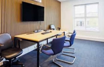 12 Person Private Office in Poole