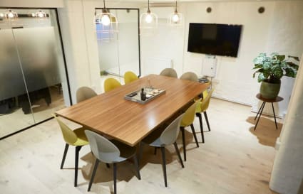 Private Office for up to 4 People | 222 Sq. Ft.  