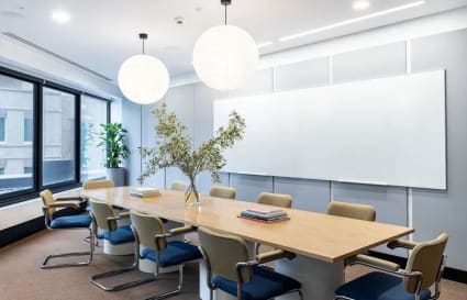18 Person Private Office with 1 Internal Room 