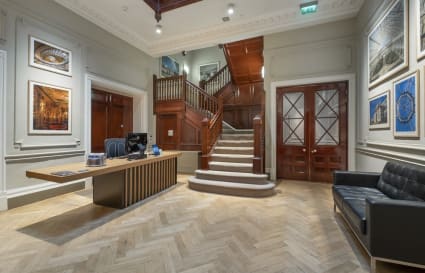 40 Person Managed Office in London | 1,577 sq ft