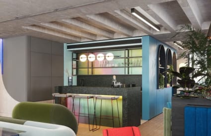 Internal Private Office for up to 6 People | 248 Sq. Ft.