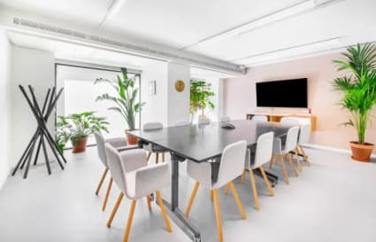 7 Person External Private Office