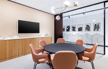 4 Person External Private Office