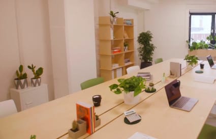 10 Person Private Office in London | 462 sqft