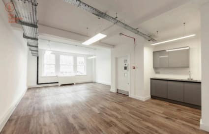 20 Person Managed Office in London | 2,238 Sq. Ft.