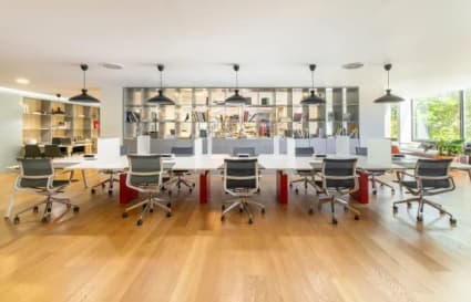 7 Person External Private Office
