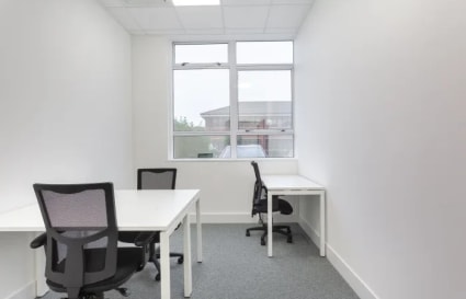 7 Person External Private Office