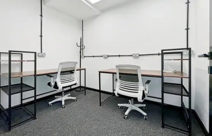 7 Person Internal Private Office