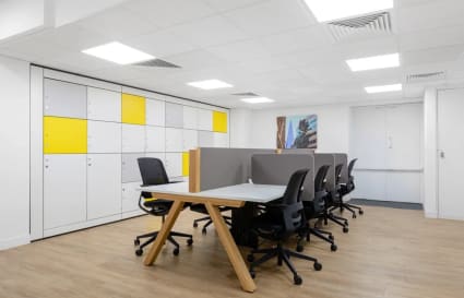Private Office for up to 2 Desks