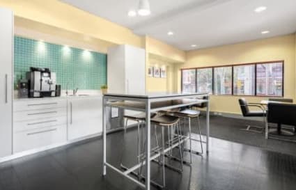 7 Person External Private Office in Crows Nest