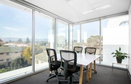 7 Person Internal Private Office in Dulwich