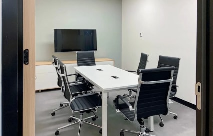 7 Person External Private Office in Burwood