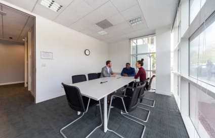 4 Person External Private Office