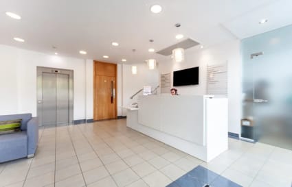 4 Person External Private Office