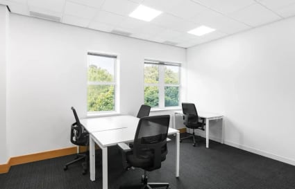 Private Office in Luton for up to 6 Desks