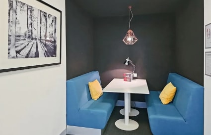 Private Office for up to 6 People