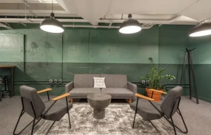 4 Person External Private Office
