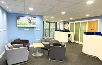4 Person External Private Office