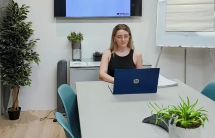 Private Office for up to 2 Desks
