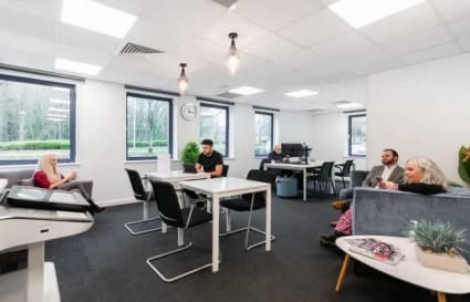 Private Office for up to 6 People 