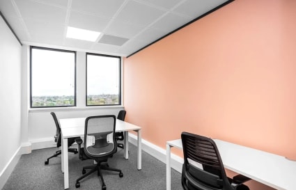7 Person External Private Office