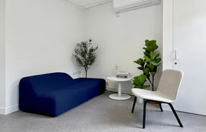 Private Office for up to 2 Desks