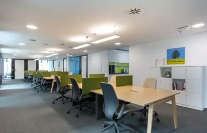 Private Office for up to 4 Desks