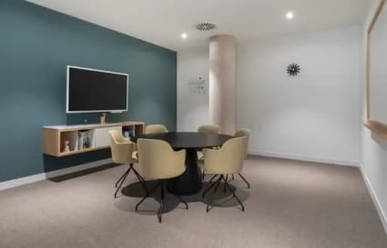 Private Office for up to 4 Desks