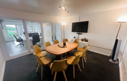 4 Person Private Office in London | 222 sqft