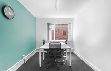 Private Office for up to 4 People